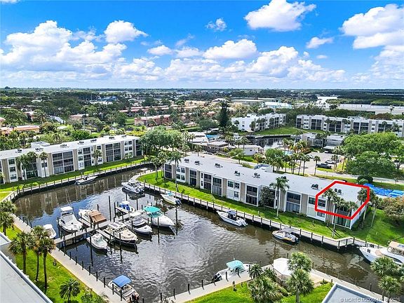 3rd image of 1950 SW Palm City Rd APT 10201