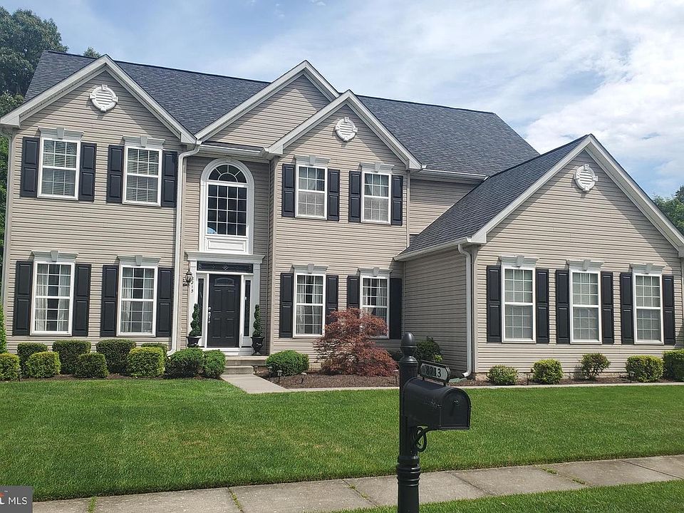 1st image of 8213 Whitebark Ln