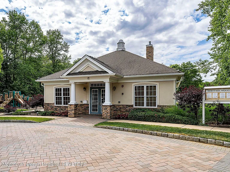 25 Indigo Dr — Photo 15