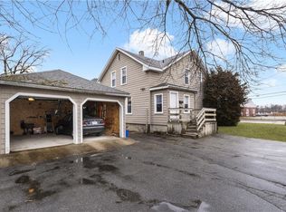 543 Smithfield Rd, North Smithfield, RI 02896