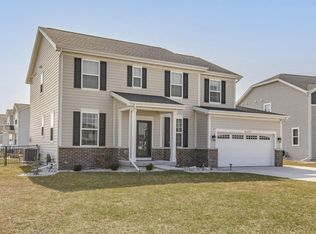 W242N5609 Simona Ct, Sussex, WI 53089