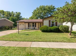 1236 Green Falls Dr, Fenton, MO
