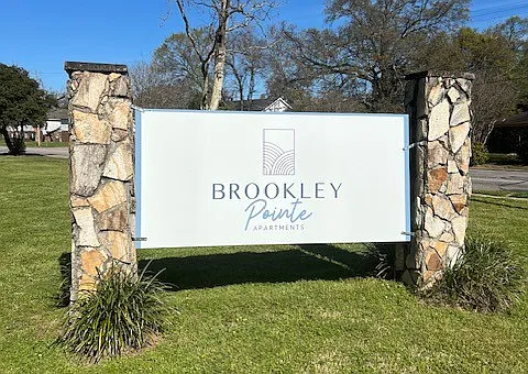 Brookley Pointe — Photo 6