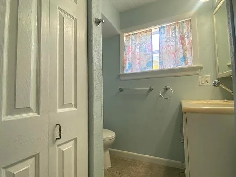 19 River Shore Dr — Photo 10