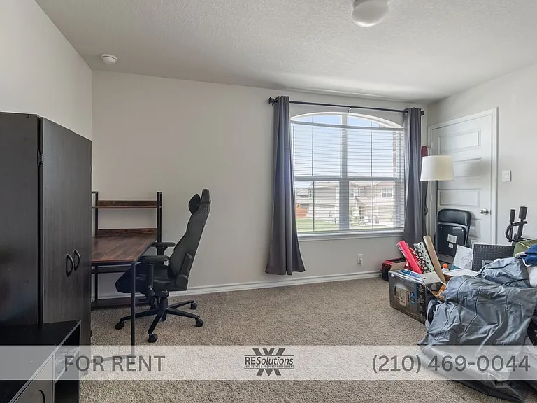 634 Overlook Rdg — Photo 3