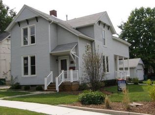 1003 S Jefferson St, Lockport, IL 60441