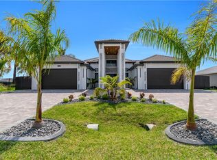 13 NW 14th Ave, Cape Coral, FL 33993