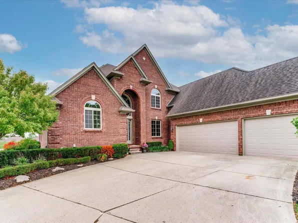 58888 Gallery Ct, Washington, MI 48094