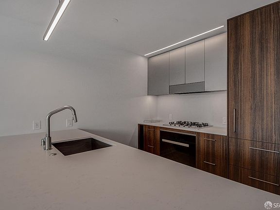 3rd image of 280 Spear St #30F