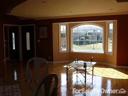 3rd image of 1133 Douglas Pl