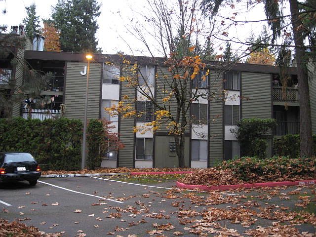 1st image of 14620 NE 31st St #J203