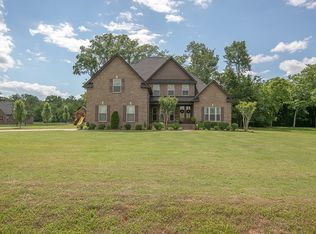 610 River Birch Dr, Murfreesboro, TN 37130