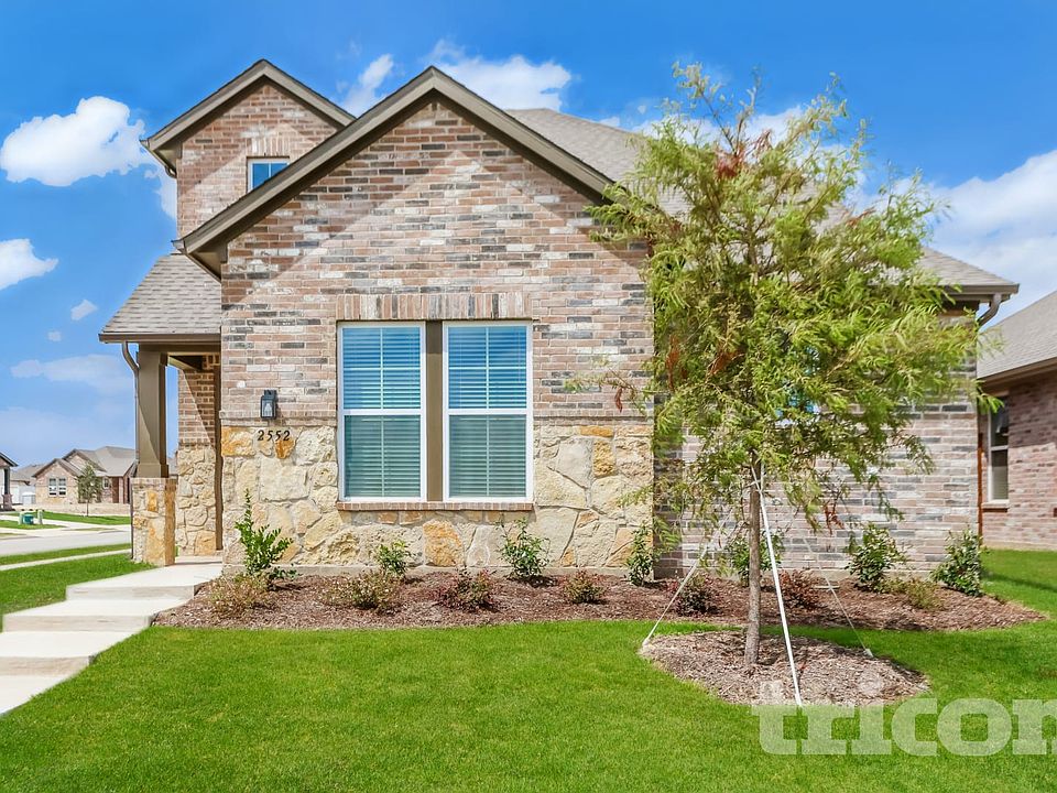 1st image of 2552 Finch Hollow Dr