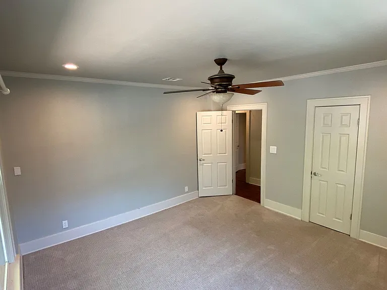 1515 S Carson Ave — Photo 76