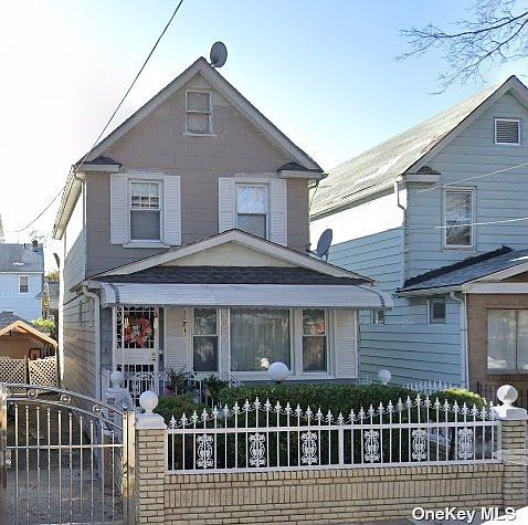 1st image of 11940 146th St