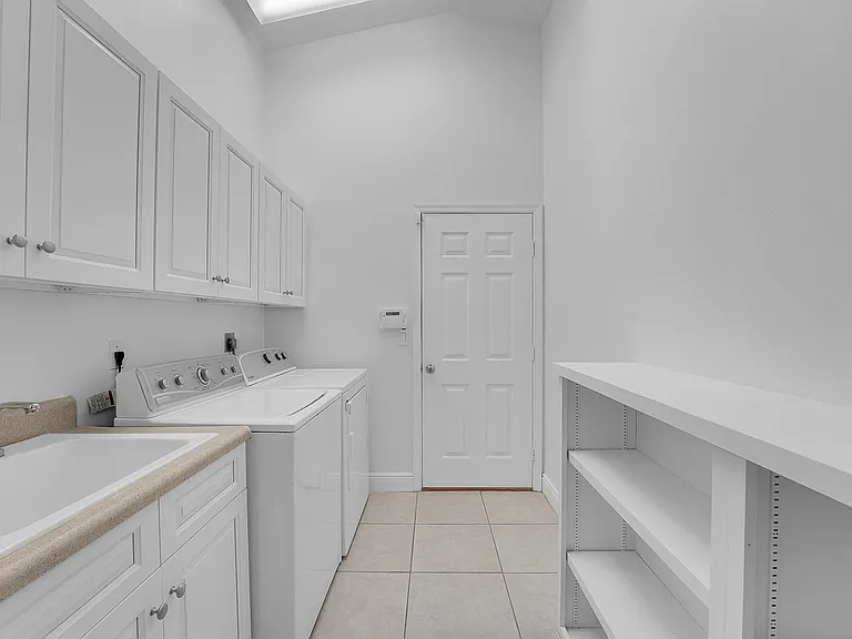 7305 Marsh Ter — Photo 22