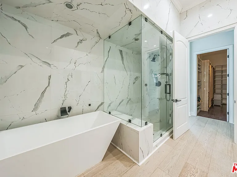 4576 Martson Dr — Photo 18