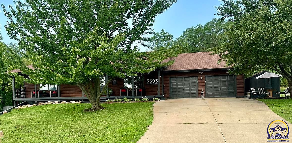 6393 Crescent Rim Dr, Ozawkie, KS 66070 MLS 230168 Zillow