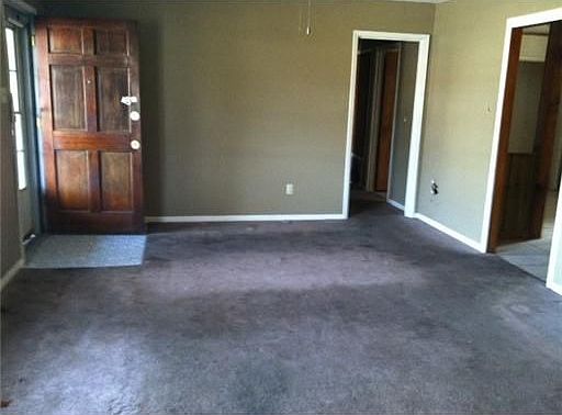 4th image of 619 Meadow Dr