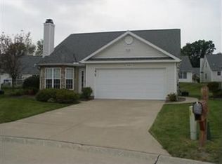 15064 Primrose Ln, Middlefield, OH 44062