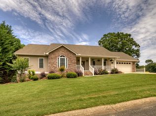 110 Oakland Ct, Ellijay, GA 30540