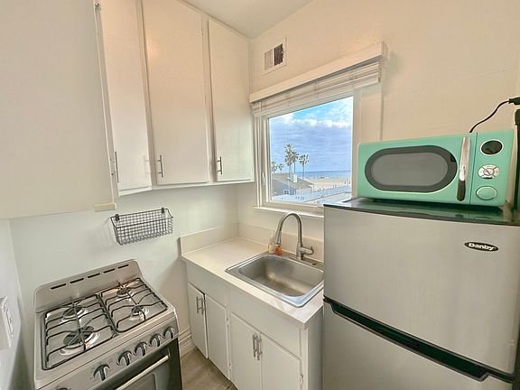 2nd image of 16 Thornton Ave #304
