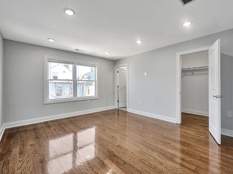 126 N 15th St #2 — Photo 15