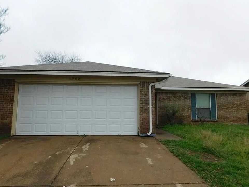 1st image of 1900 Wurzburg Dr