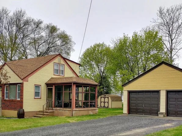 806 Highland Ave, Glendora, NJ 08029