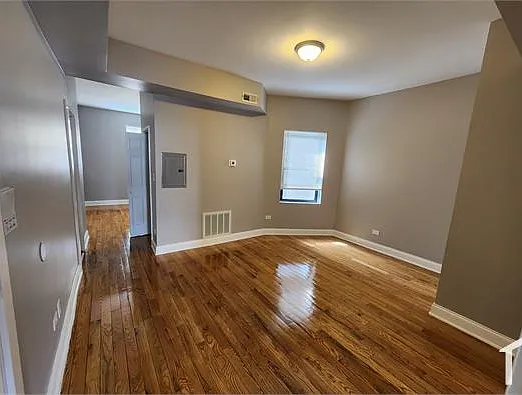 2 bed, $1,860 — Photo 3