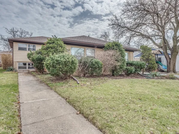 1449 Norfolk Ave, Westchester, IL 60154