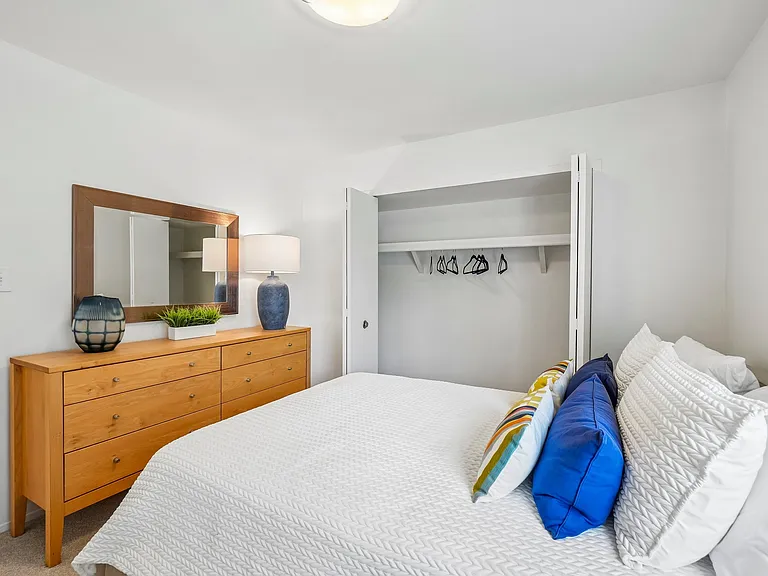 Kensington Manor Apartments — Photo 45