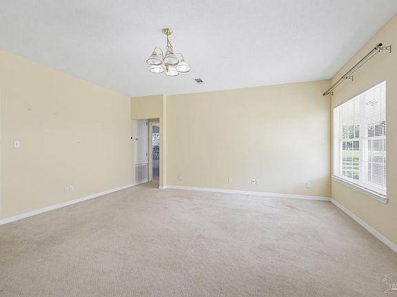 5th image of 5647 Tilubo Ln