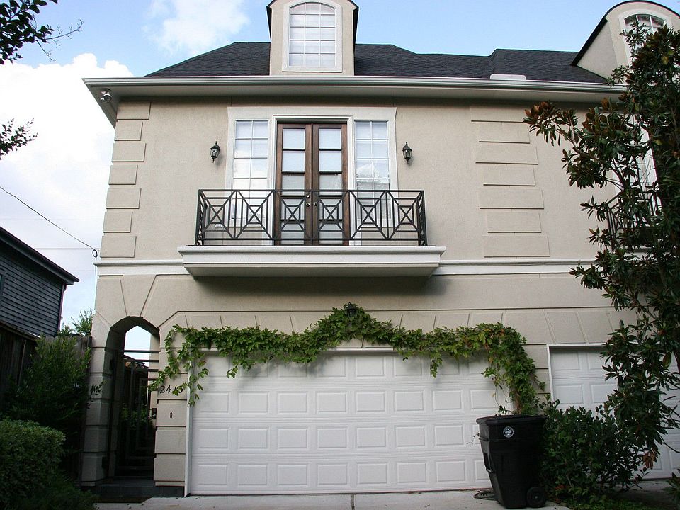 Front of house
