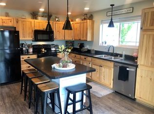 36 Bus Ln, Laurel, MT 59044