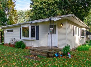 418 1st St, Delavan, WI 53115