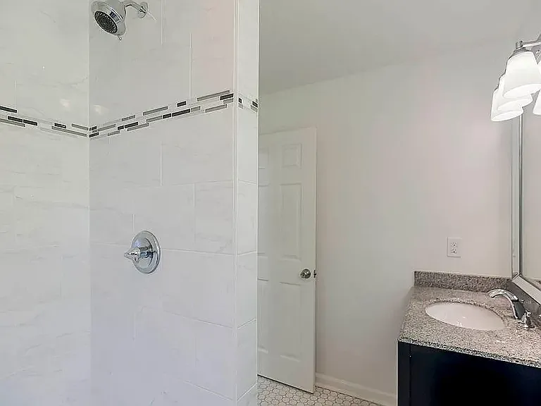 3006 Shrine Park Rd — Photo 17