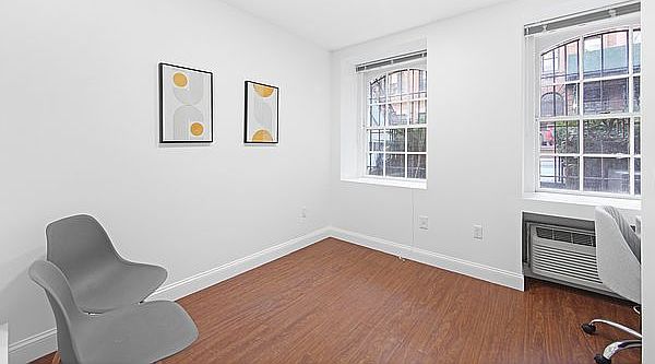 1st image of 111 E 38th St #1B