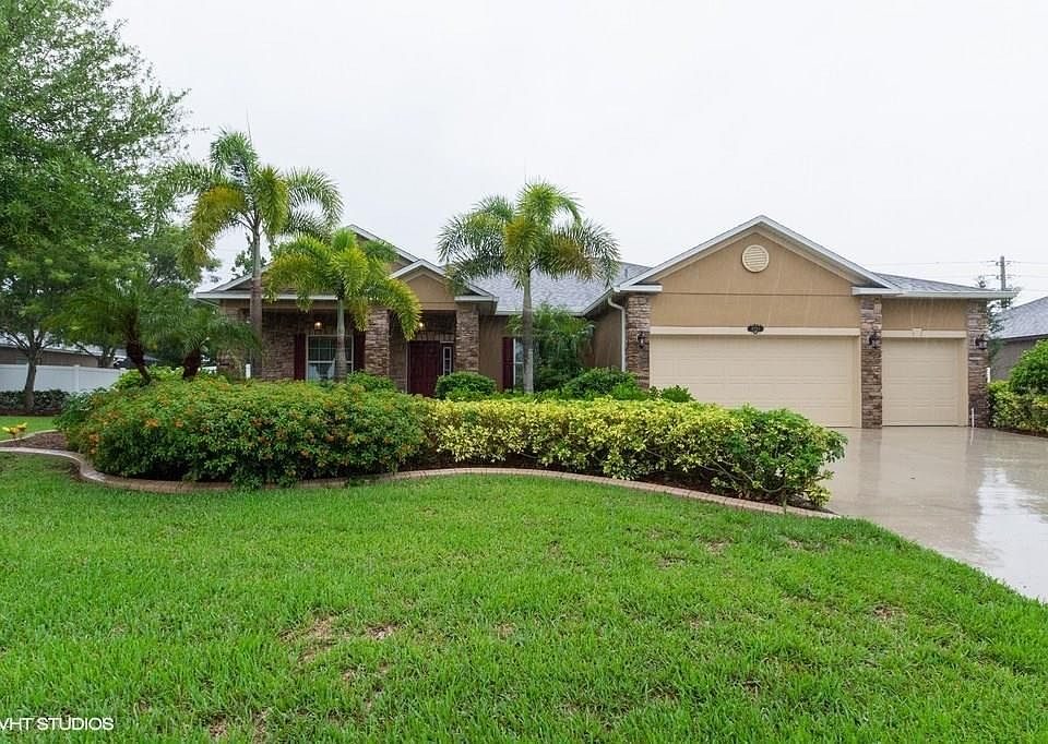 1st image of 4703 Ashley Lake Cir