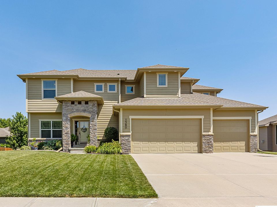 1st image of 1380 Hardwood Dr