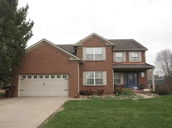 610 Oxford Rd, Versailles, KY 40383