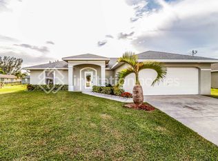2604 SW 9th Pl, Cape Coral, FL 33914