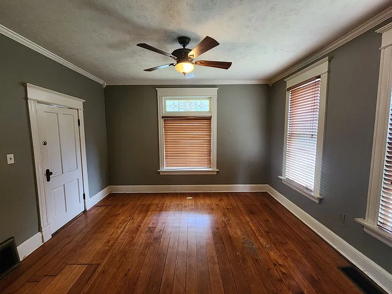 308 S Lincoln Ave — Photo 11