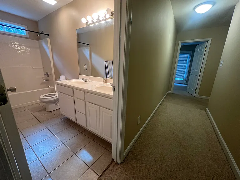 5261 Savannah Ter — Photo 8