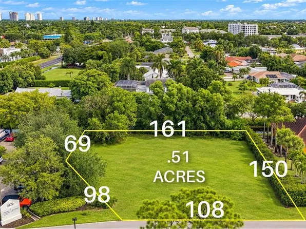 3900 Via Del Rey, BONITA SPRINGS, FL 34134