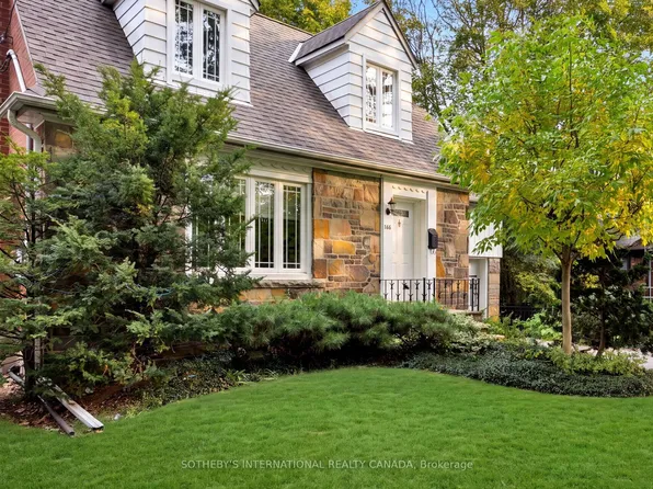 145 Brentwood Rd N, Toronto, ON M8X 2C8