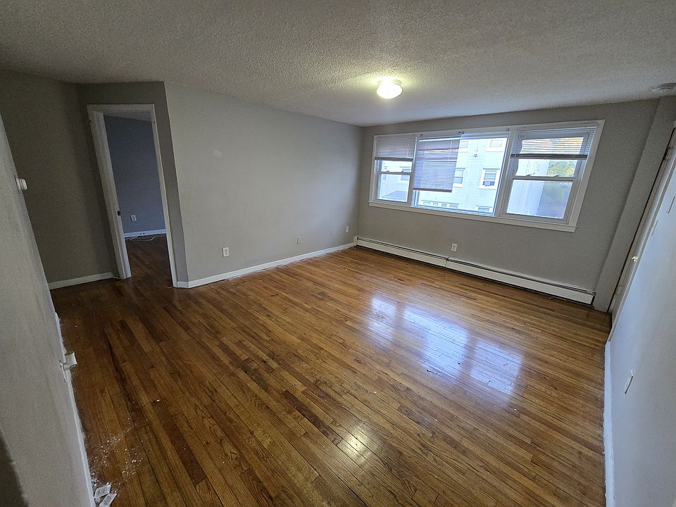 1st image of 321 Quinnipiac Ave #5C