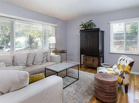 5th image of 3175 Trinity Dr
