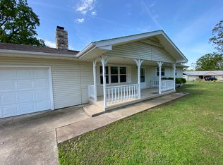 19160 Jewell Rd, Lebanon, MO 65536