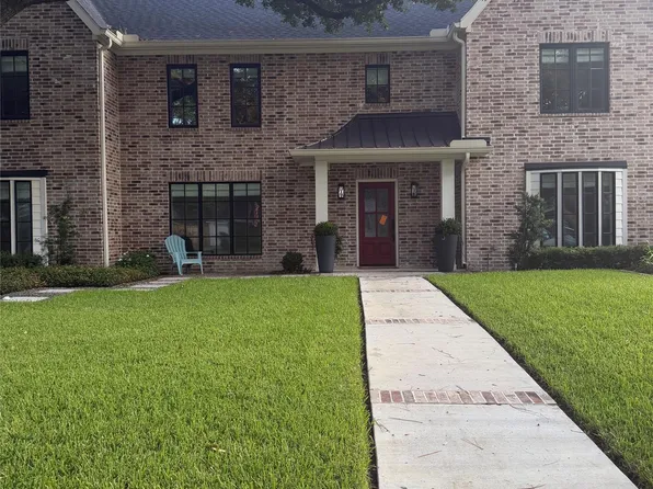 14722 River Forest Dr, Houston, TX 77079
